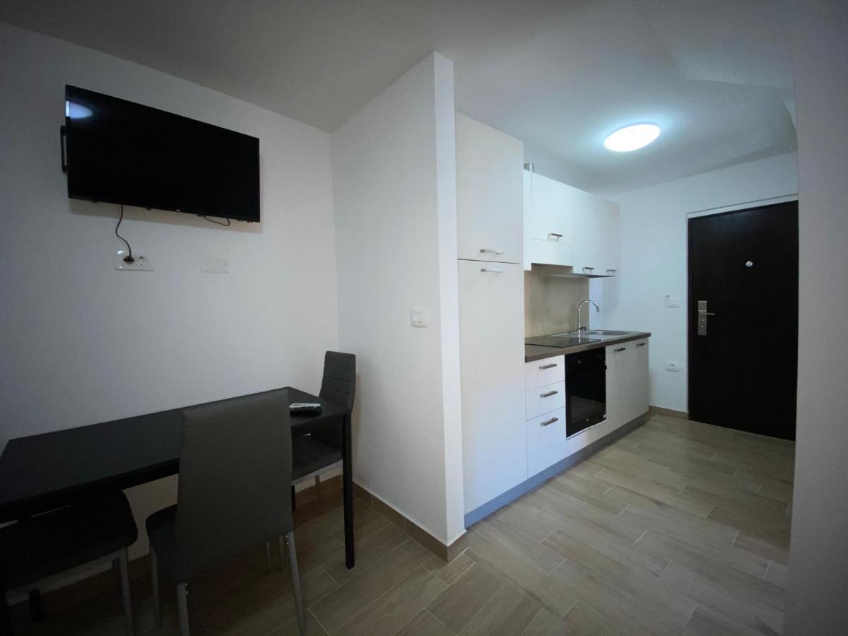 Apartments Lina Koper Exterior photo